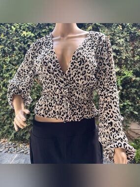 Zara Leopard Print Wrap Top - Cream & Black
